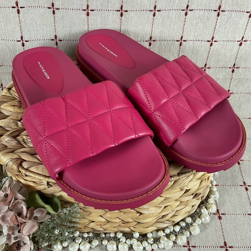 14th & Union “Tallin” Slides Pink Quilted Sandals Sz 9 NWOB 14th and Union